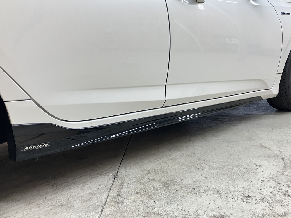 サイドロアスカート