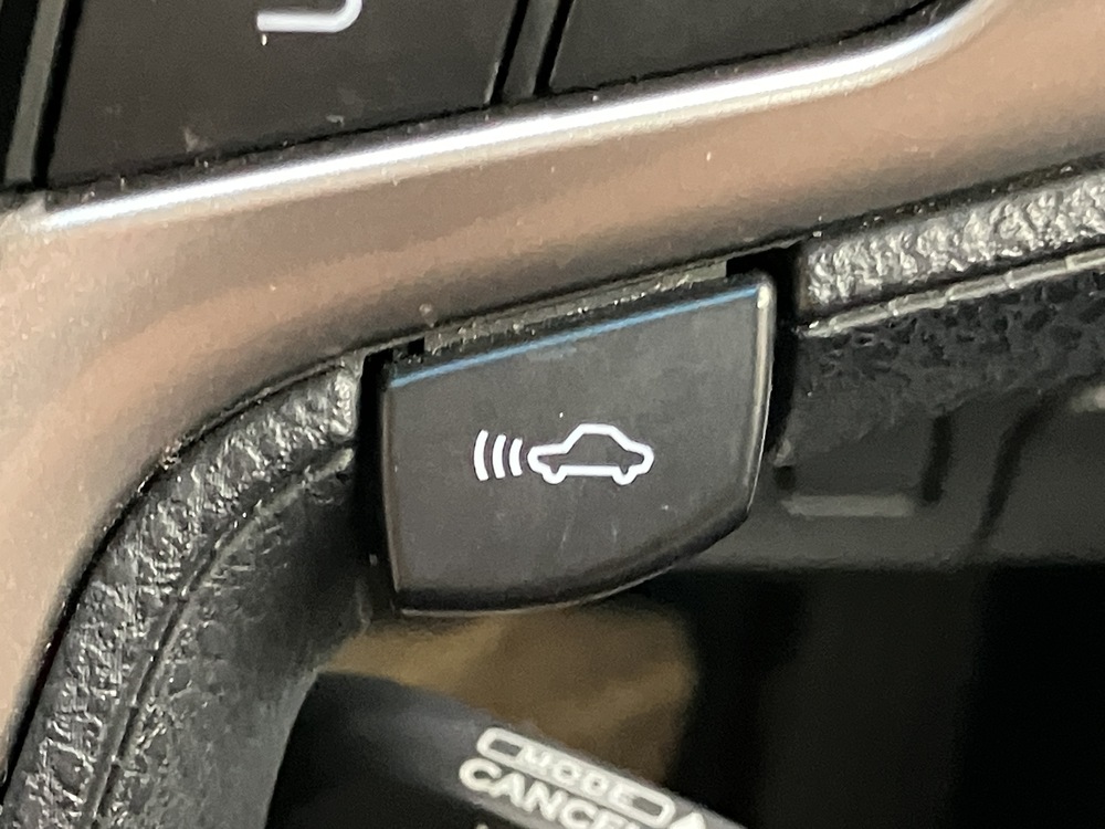 ミリ波レーダー方式プリクラッシュセーフティシステム