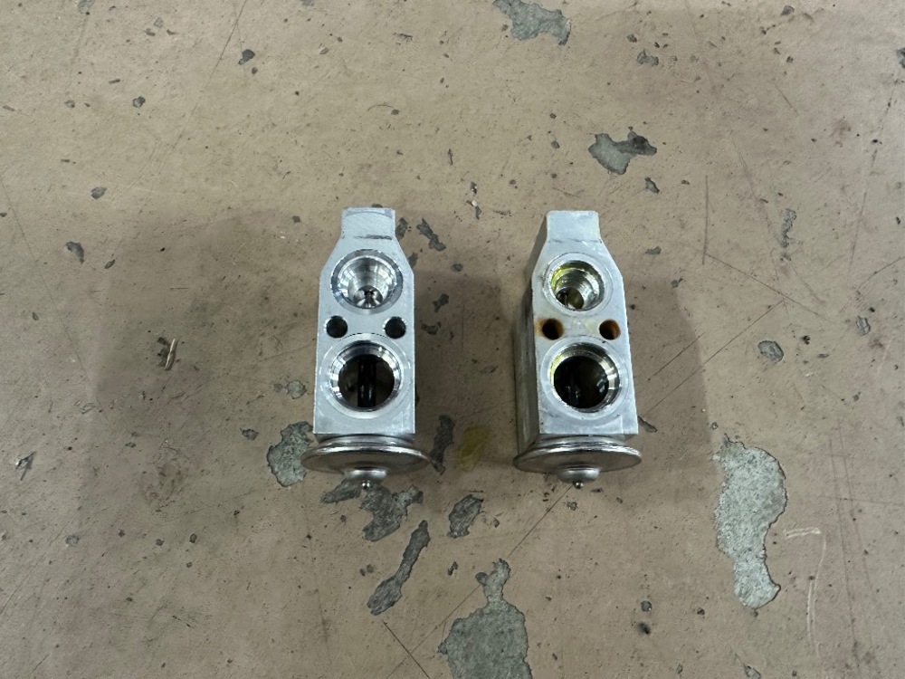 エキスパンションバルブ交換済み