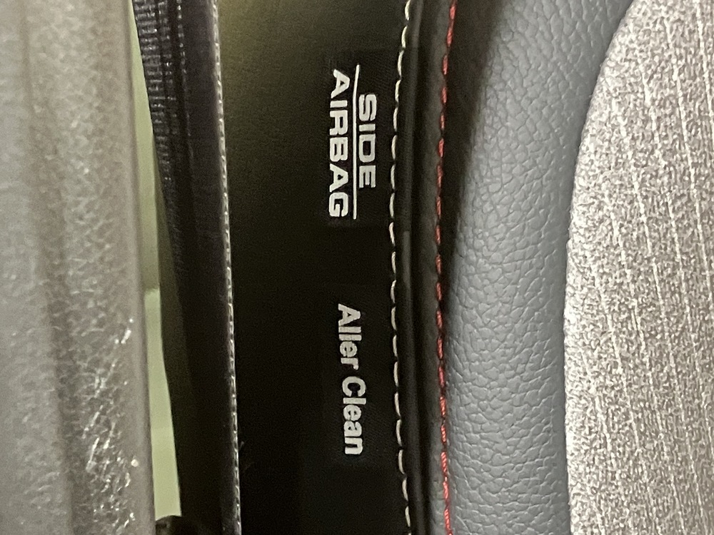 サイドエアバック