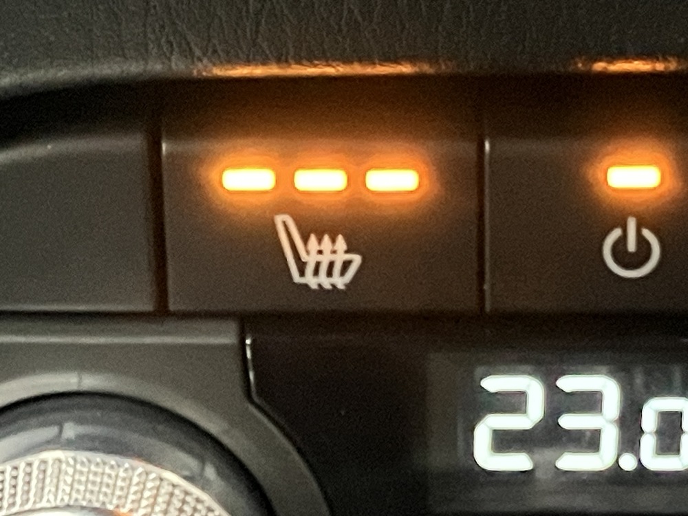 シートヒーター